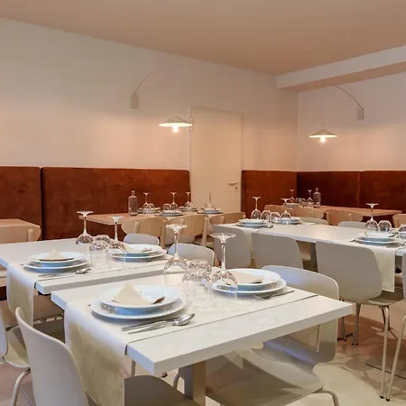 Hotel Santo António De Pádua 2*