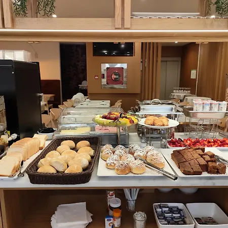 Santo Antonio De Padua Hotel 2*
