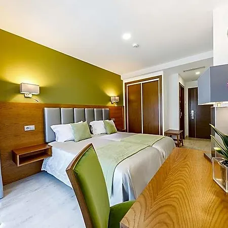 Santo Antonio De Padua 2* فاطمة