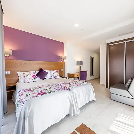 Santo Antonio De Padua Hotel