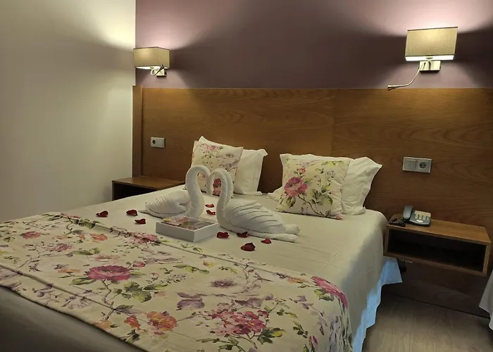 Santo António De Pádua 2* Fátima