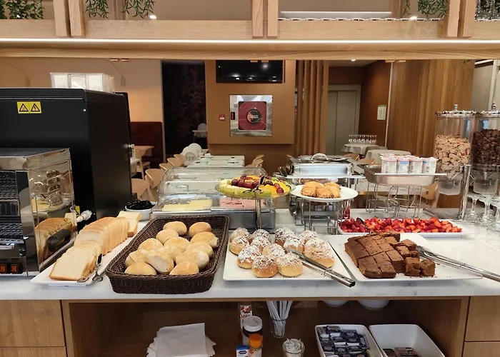 Santo António De Pádua Hotel 2*