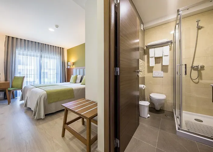 Santo Antonio De Padua 2* ファティマ